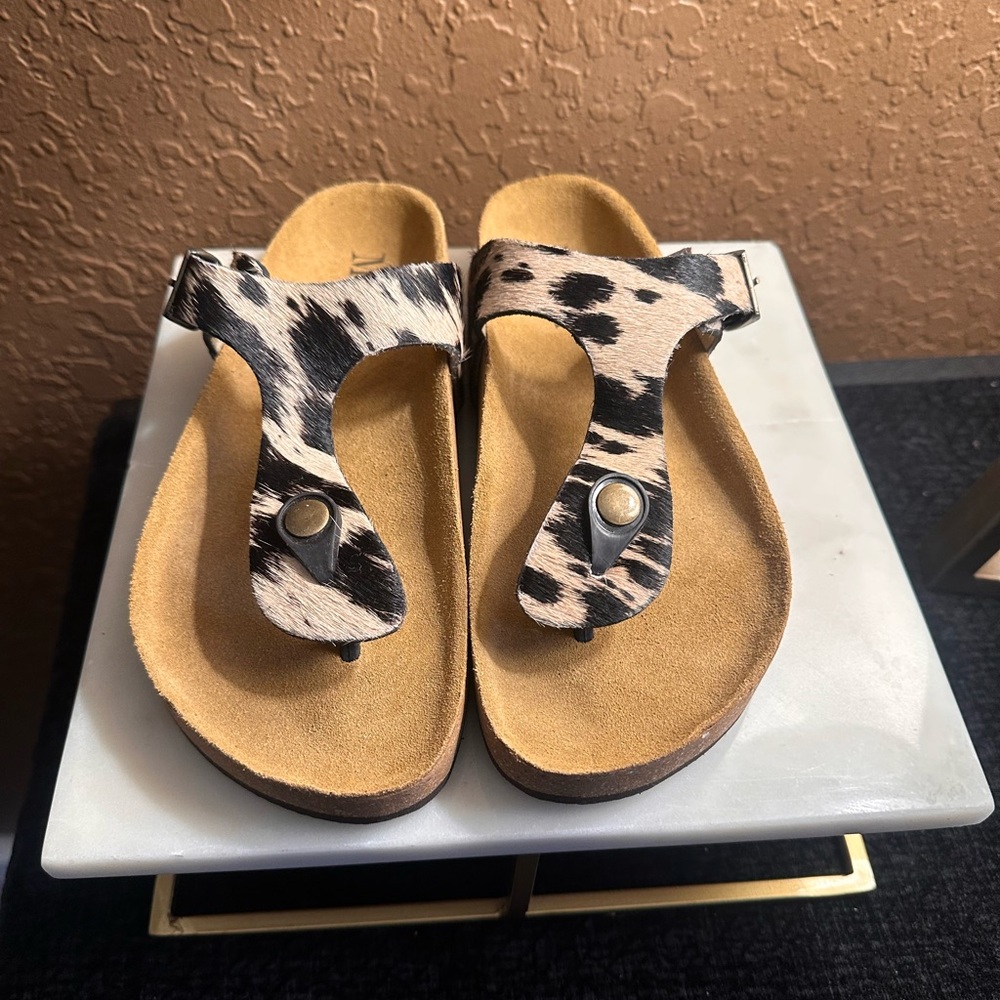 Myra Sandals